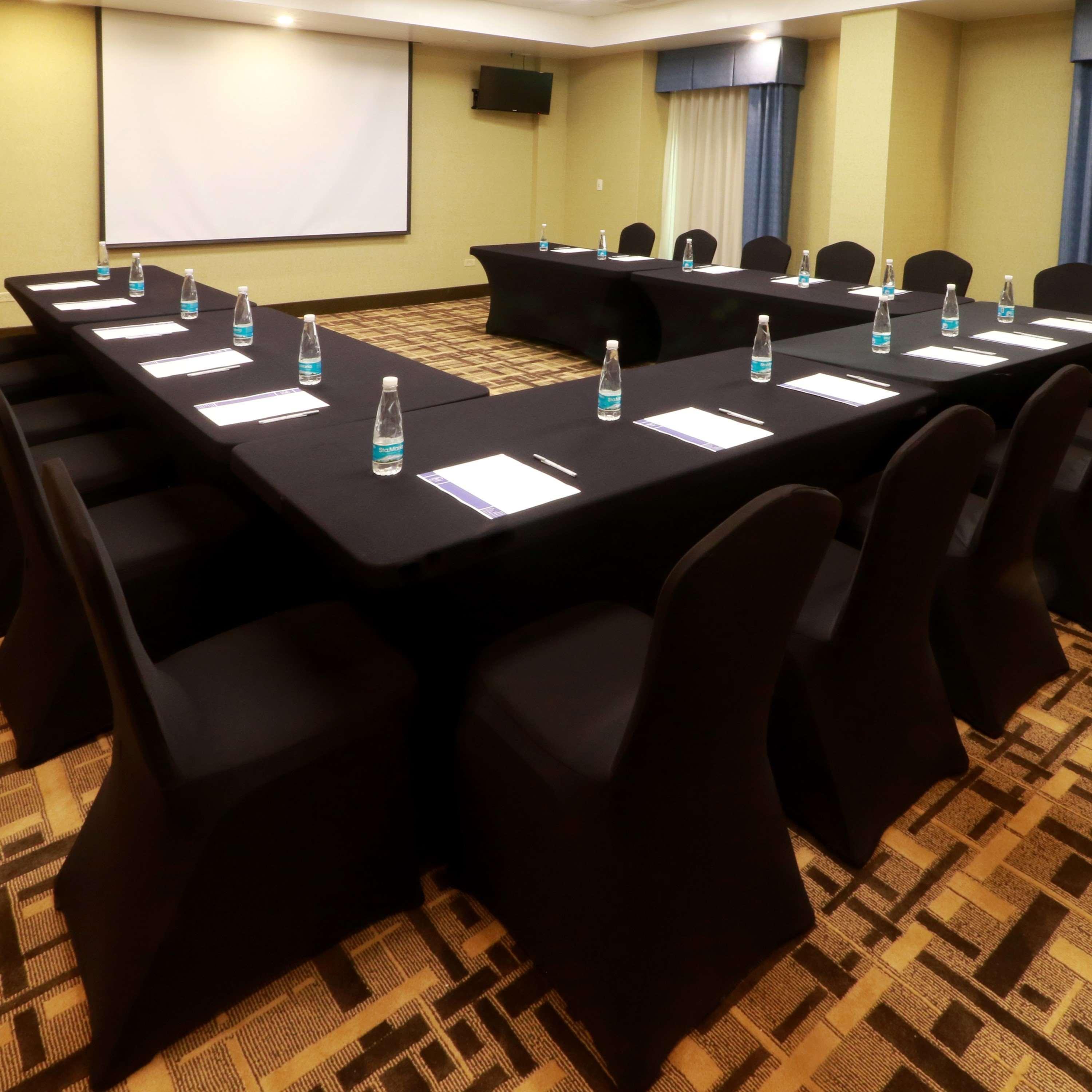 Hotel Hampton By Hilton Reynosa Zona Industrial Extérieur photo