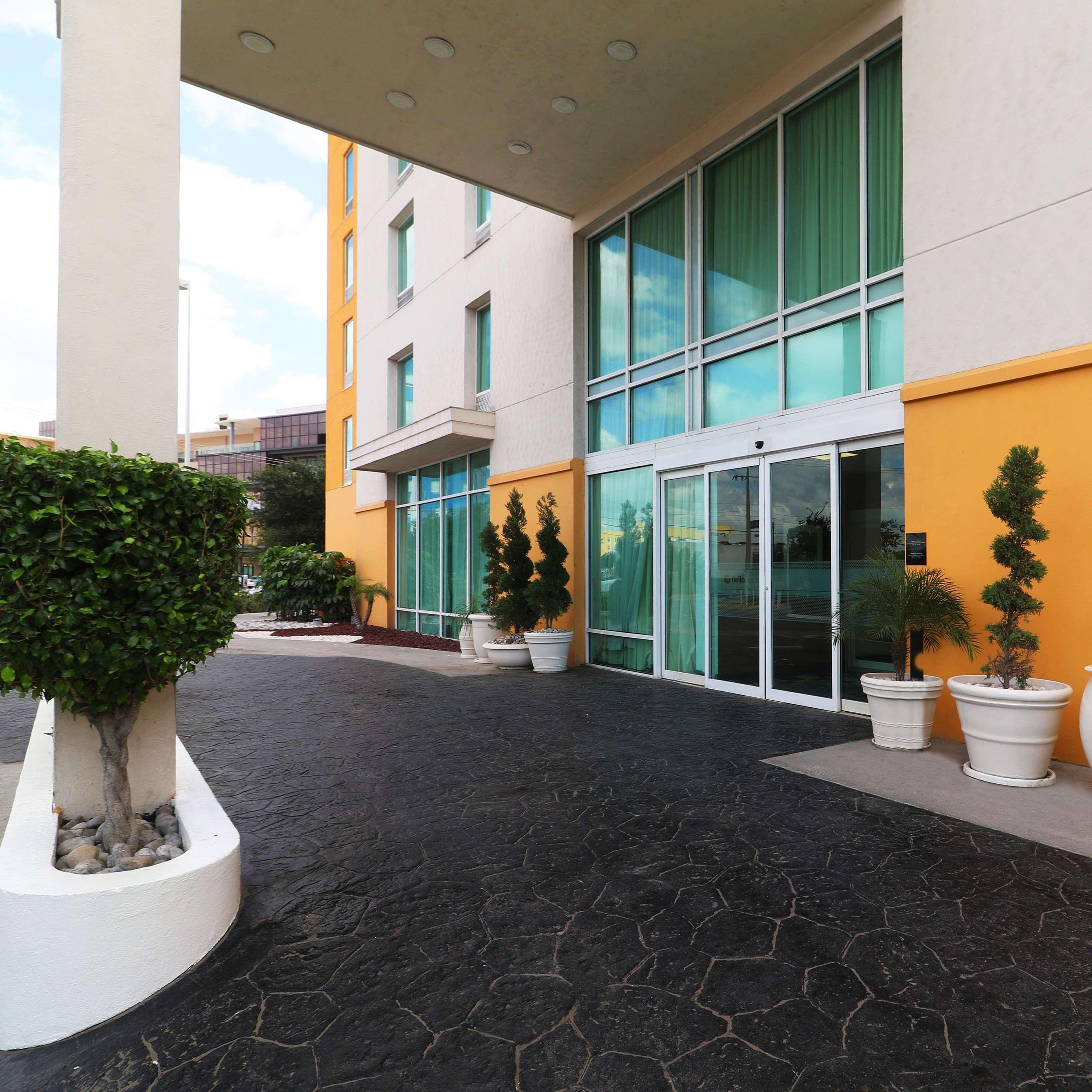 Hotel Hampton By Hilton Reynosa Zona Industrial Extérieur photo