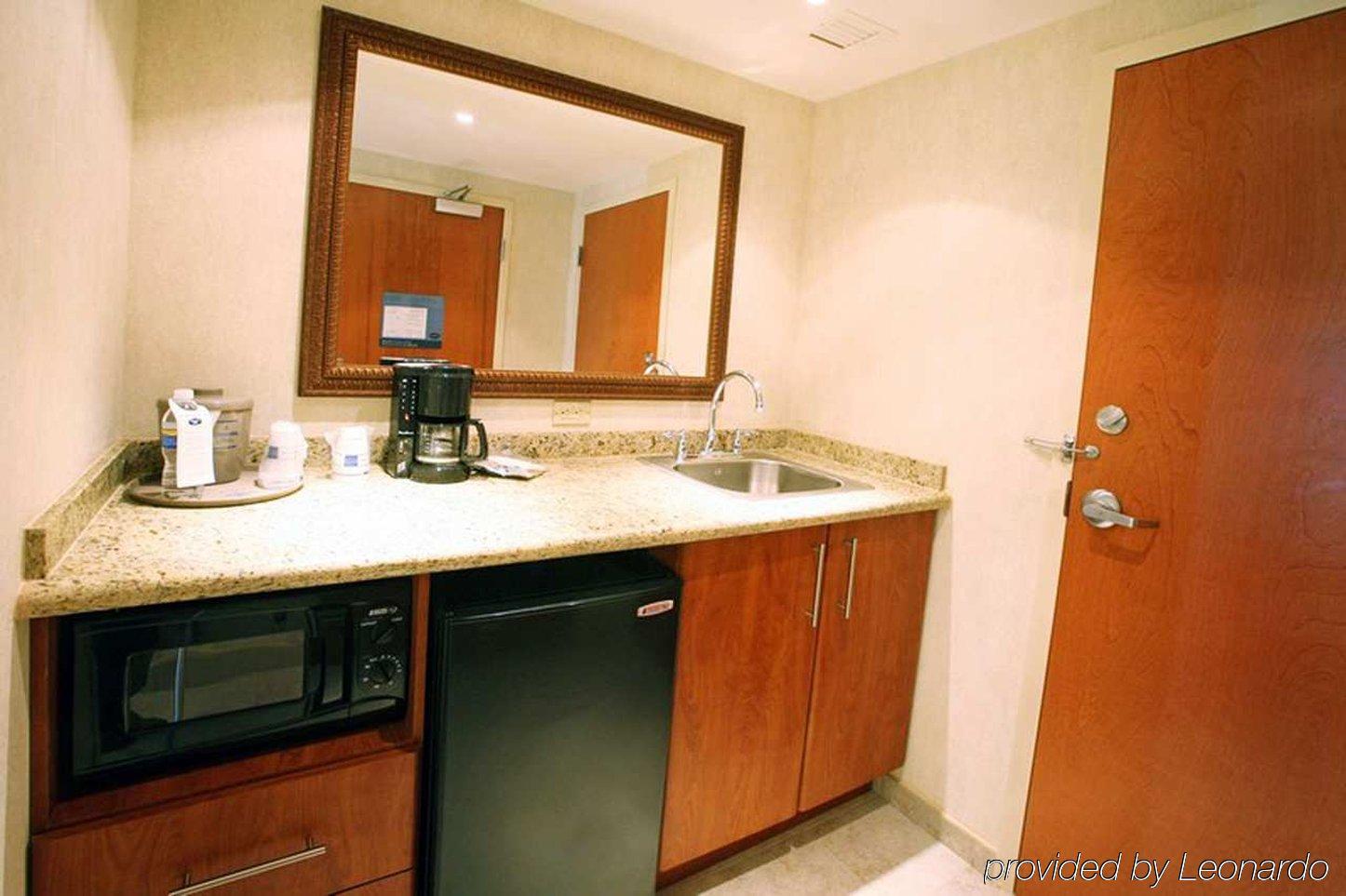 Hotel Hampton By Hilton Reynosa Zona Industrial Chambre photo